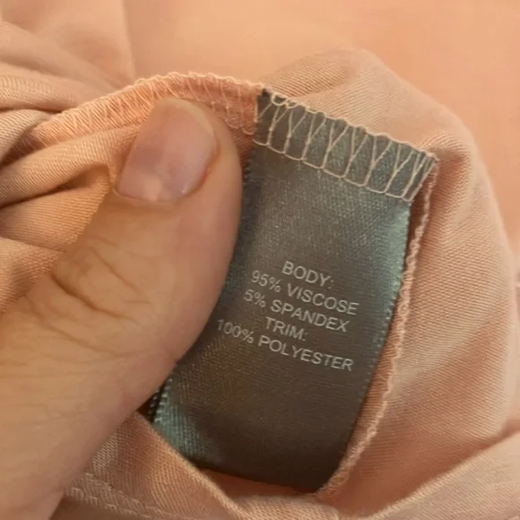 Macy's Pink Bell Sleeve Asymmetrical Blouse size XL NWT - Picture 8 of 9